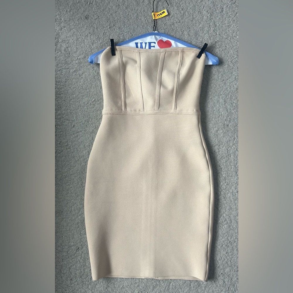 Elegant Nude Strapless Dress event Wedding Party